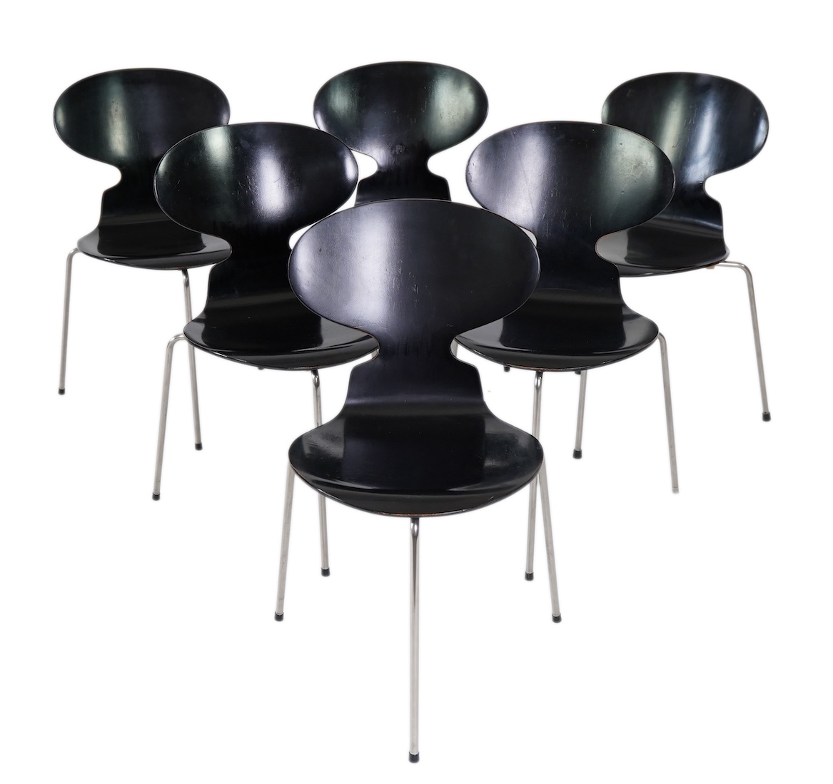 Arne Jacobsen (Danish, 1902–1971) for Fritz Hansen: A set of six Model 3100 'Ant' side chairs